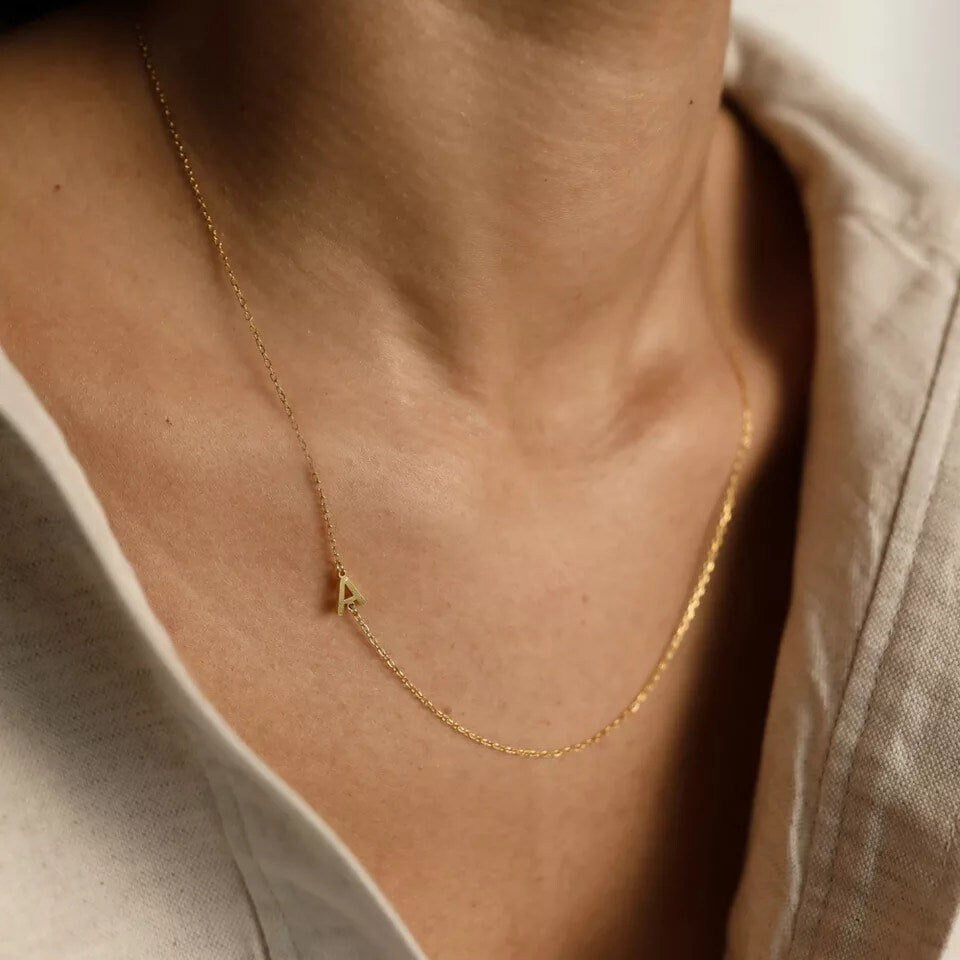 GOLDEN INITIAL NECKLACE / Minimalist / Pretty / Delicate / Aesthetic / Trendy / Unique / Gift for Her / Party / Simple / Women / Teen / Name