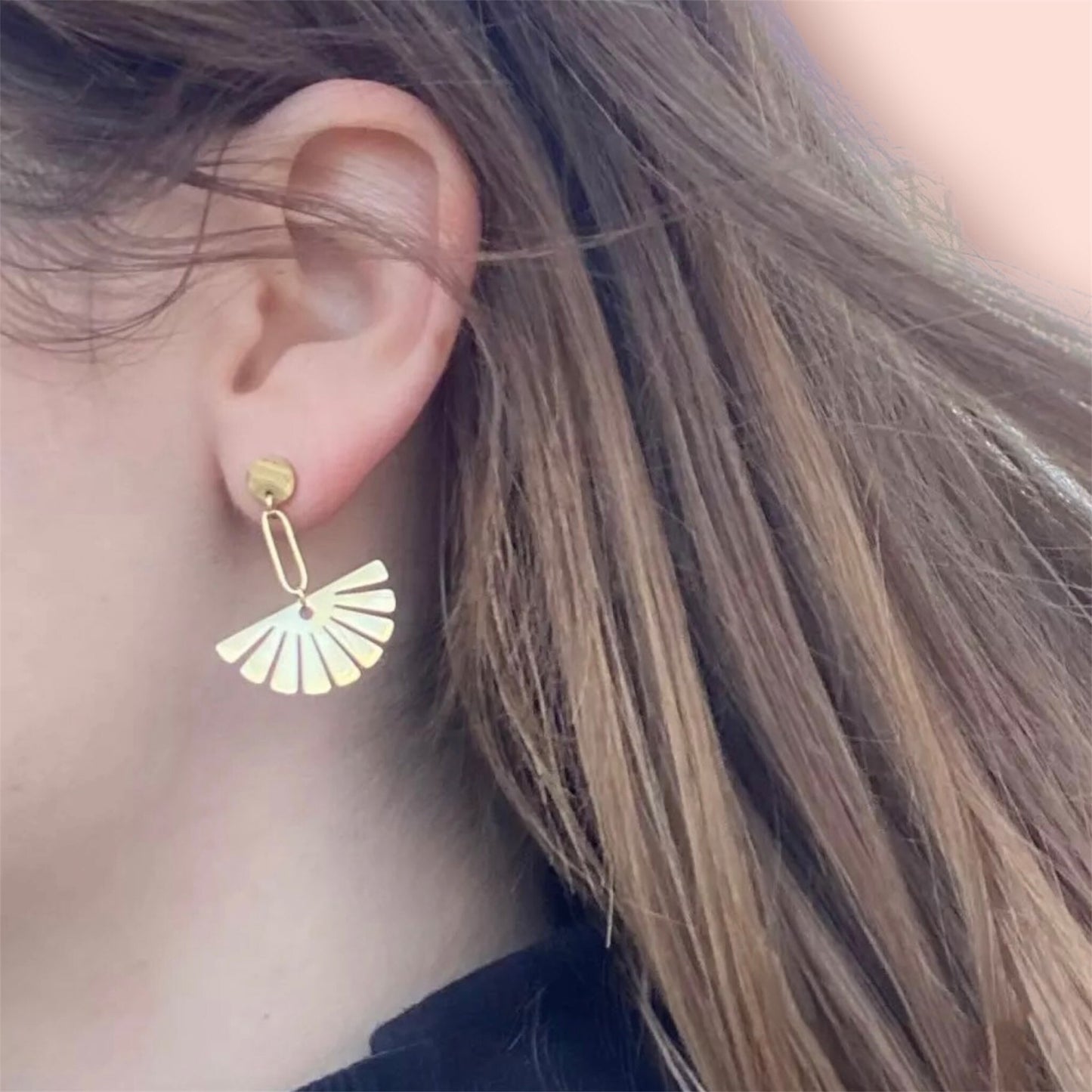 GOLDEN FAN EARRINGS / Minimalist / Artistic / Pretty / Elegant / Delicate / Aesthetic / Dangle / Drop / Trendy / Unique / Party / Wedding