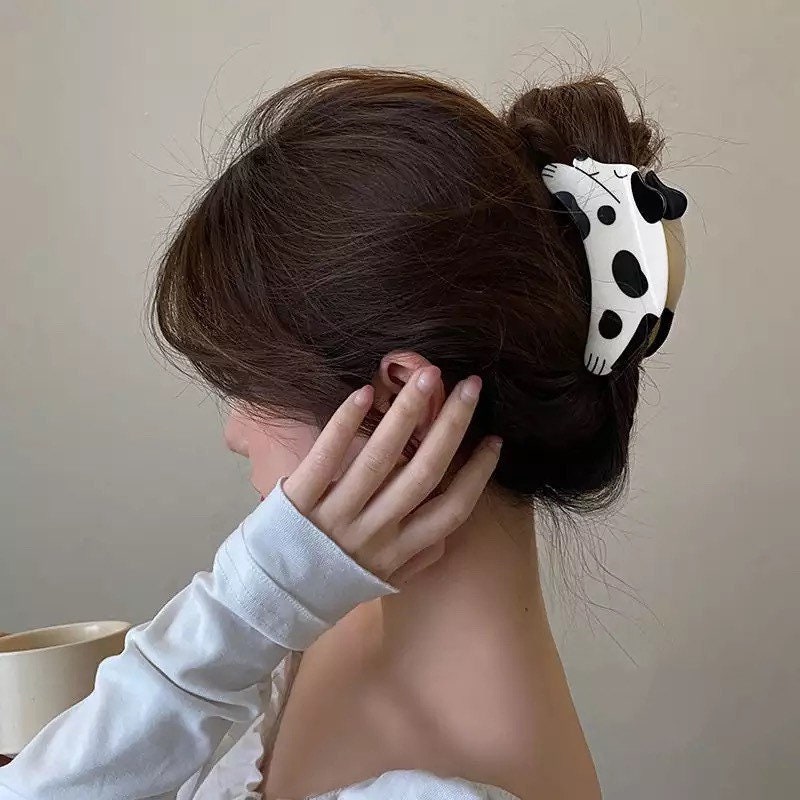 SPOTTED DOG / Hair Clip / Barrette / Claw / Statement Accessory / Puppy Dog Lover / Trendy Unique / Cute Kawaii / Women Girls Kids Gift / Animal