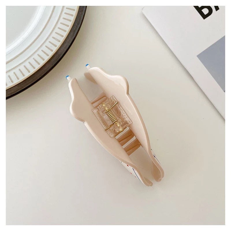 SPOTTED DOG / Hair Clip / Barrette / Claw / Statement Accessory / Puppy Dog Lover / Trendy Unique / Cute Kawaii / Women Girls Kids Gift / Animal