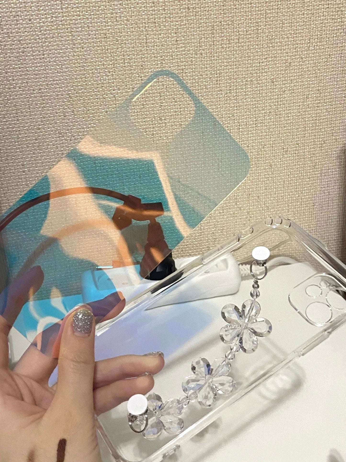 IRIDESCENT FLOWER CHAIN / Phone Case / Holder / Cute Trendy Accessories / Pretty Unique / Clear Charm / iPhone / Kawaii Ins / Gift / Pink