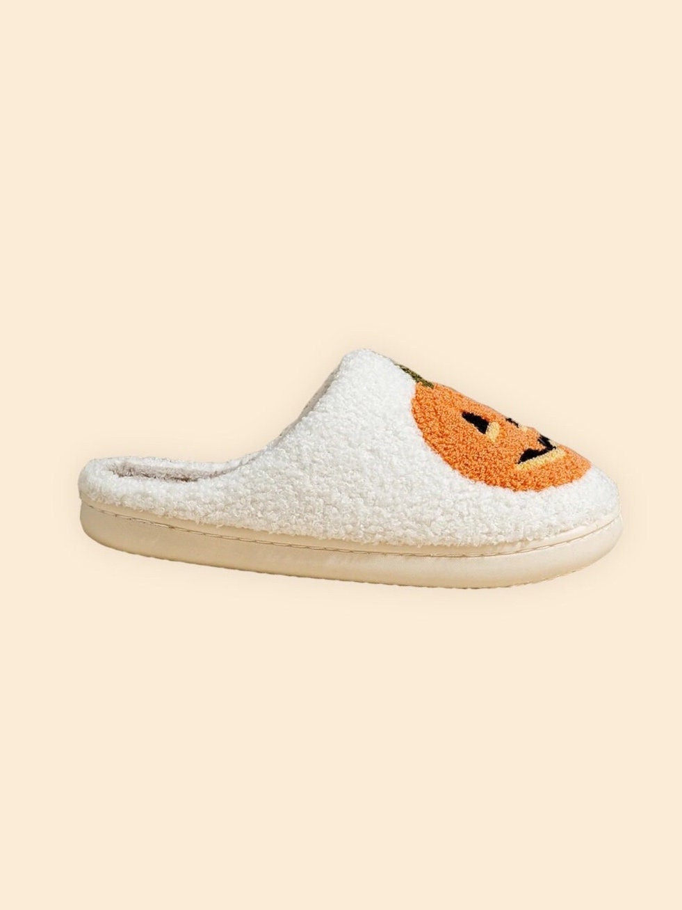 PUMPKIN SLIPPERS / HALLOWEEN / Jack O Lantern / Cozy Cute / Comfortable / House Shoes / Spooky Love / Orange White / Autumn Fall / Smiley