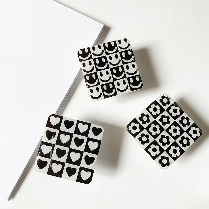 MOD PATTERNED / Phone Grip Socket Stand / Smiley Face / Black White / Unique / Flower iPhone Charm Accessory / Fun Pop Art / Cute Aesthetic