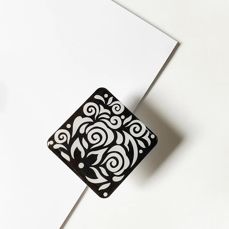 MOD PATTERNED / Phone Grip Socket Stand / Smiley Face / Black White / Unique / Flower iPhone Charm Accessory / Fun Pop Art / Cute Aesthetic