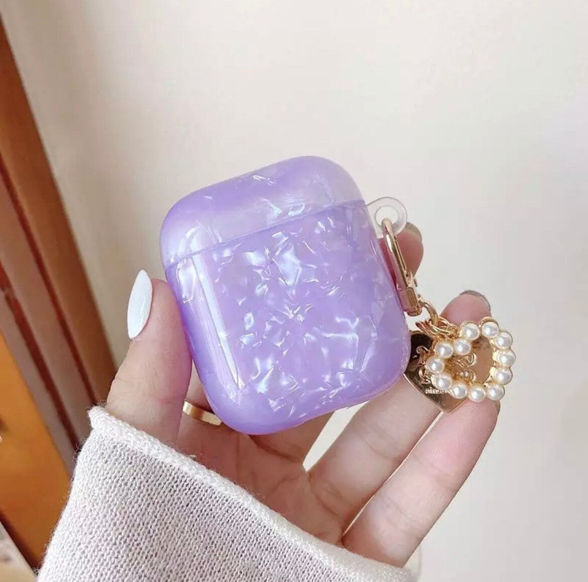 LILAC PEARL / AirPod Case / Wristlet / Headphone Protector / Holder / Kawaii INS / Heart / Cute / Cell Phone Accessory / Apple Pro / Gift