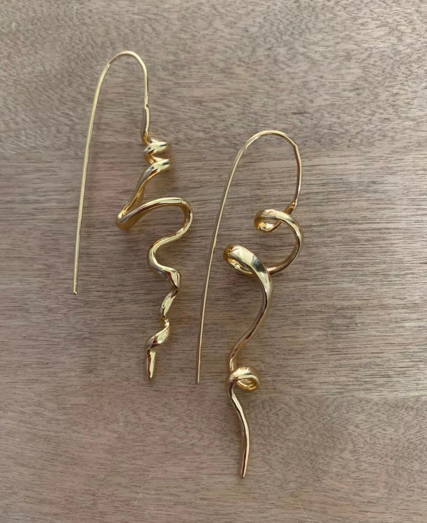 ABSTRACT FORM EARRINGS / Gold / Silver / Minimalist / Artistic / Pretty / Delicate / Aesthetic / Asymmetrical / Party / Wedding / Dangle