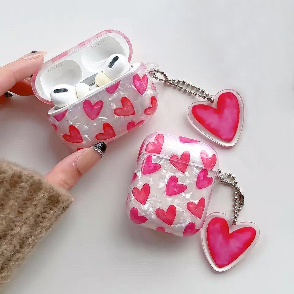 PEARL HEARTS / AirPod Case / Wristlet / Headphone Protector / Holder / Kawaii INS / Heart / Cute / Cell Phone Accessory / Apple Pro / Gift