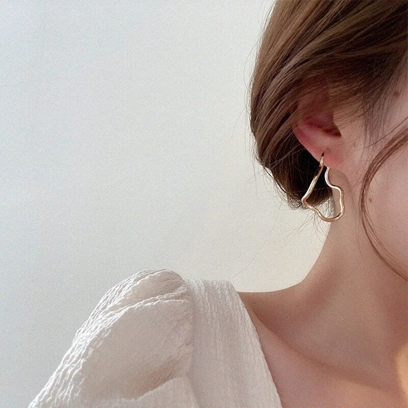 ABSTRACT GOLDEN HOOPS / Earrings / Minimalist / Artistic / Pretty / Delicate / Aesthetic / Trendy / Unique / Party / Wedding / Minimal