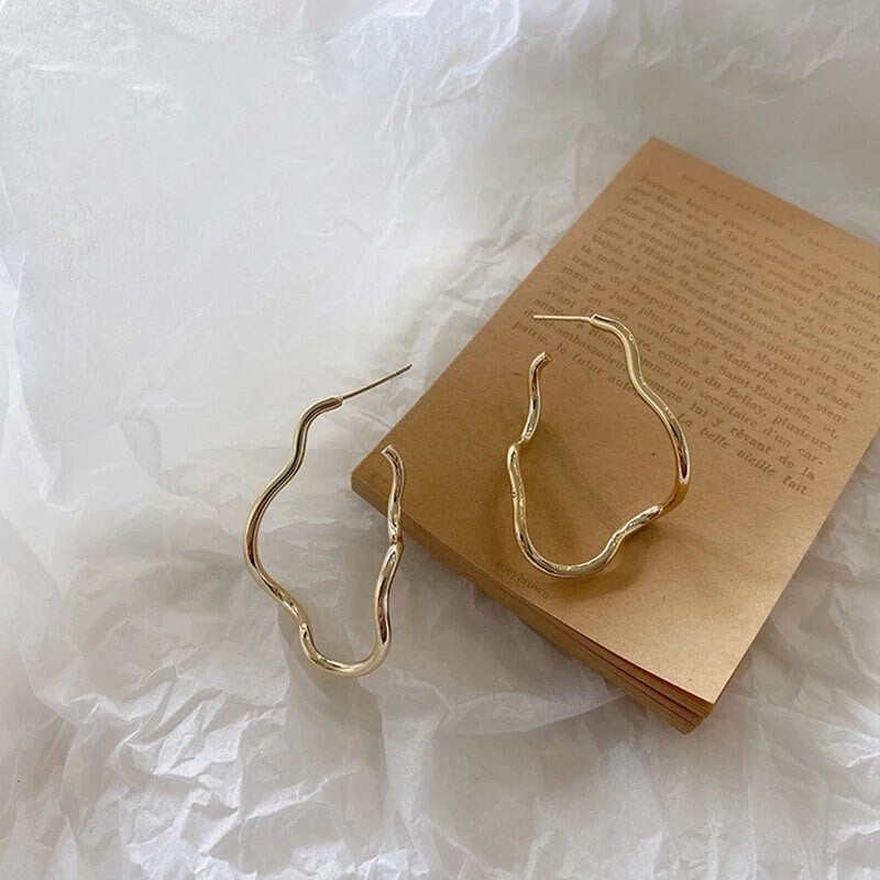 ABSTRACT GOLDEN HOOPS / Earrings / Minimalist / Artistic / Pretty / Delicate / Aesthetic / Trendy / Unique / Party / Wedding / Minimal