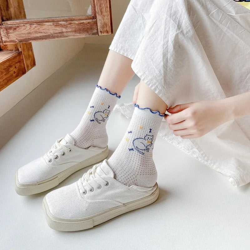 CUTE KITTEN SOCKS / Mini Flower Cat Ruffles / Cute Pretty Aesthetic / Teen Women Gift / Unique / Blue White / Kawaii Ins / Pets Clouds Paws