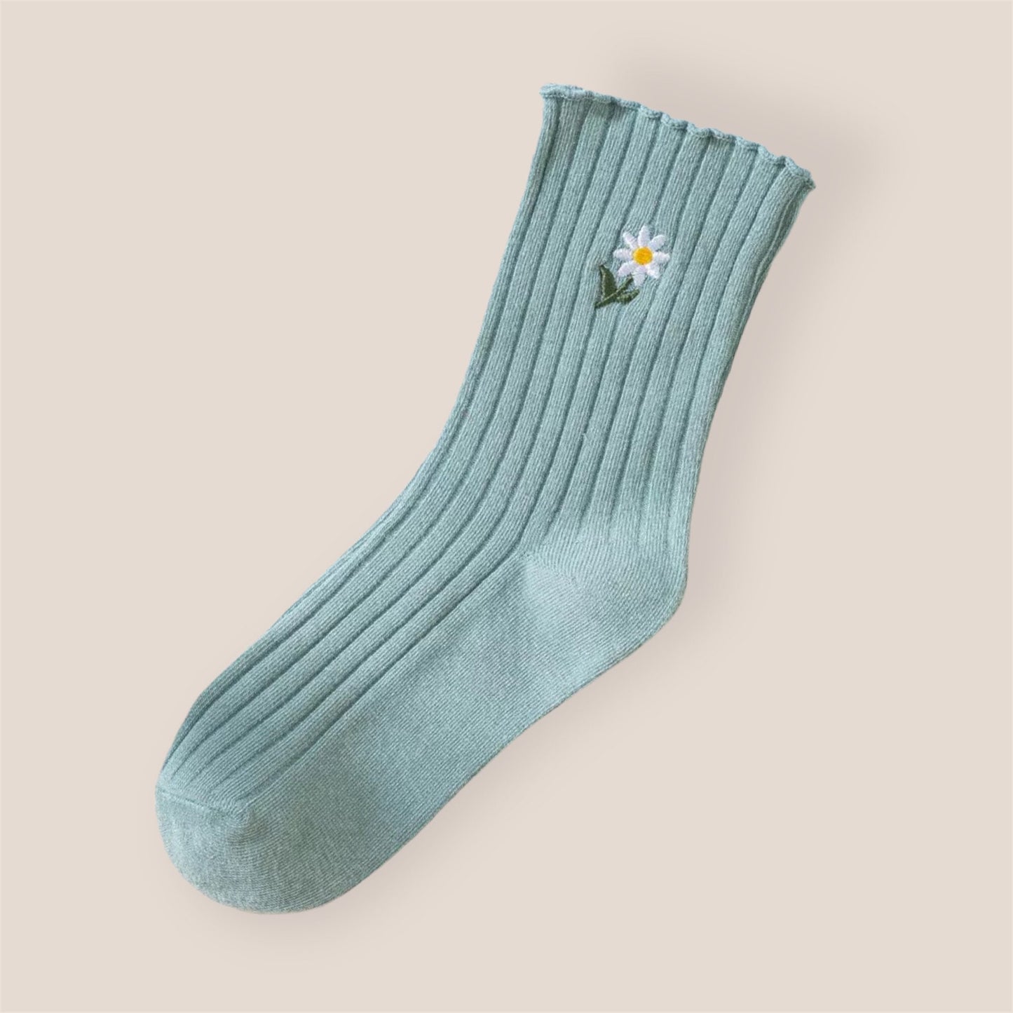 DAISY RUFFLE SOCKS / Mini Embroidered Flower / Cute Pretty Aesthetic / Teen Women Gift / Unique / Pastel Solid Colors / Ribbed / Kawaii Ins